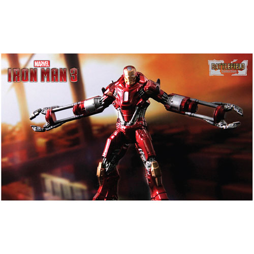 Iron Man 3 Mark 35 Disaster Rescue Suit Red Snapper 1:24 Scale Model Kit, Not Mint